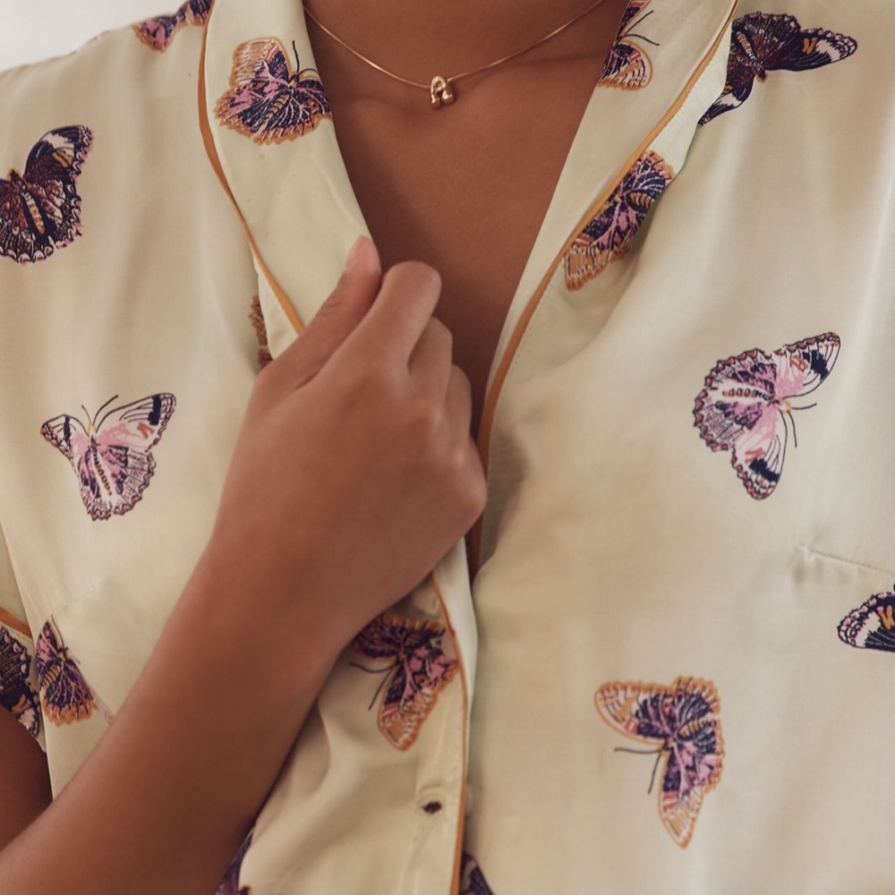 By Anthropologie Silky Patterned Pajama Set - Picture 2 of 3